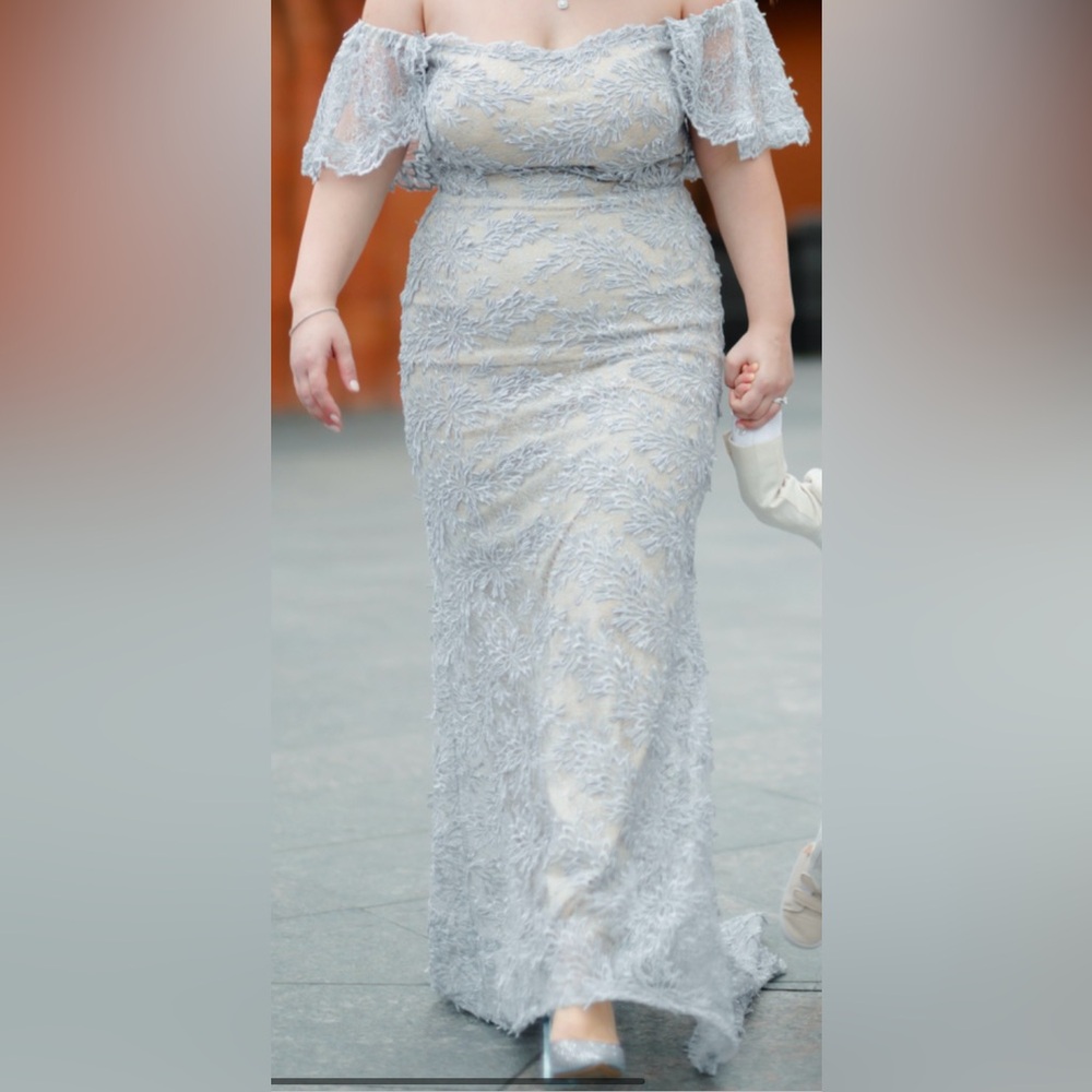 Elegant Lace Off-Shoulder Dress in Light Blue